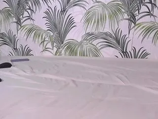 Live sex webcam photo for xMira #203412657