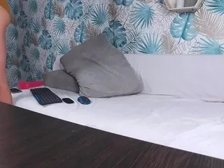 Live sex webcam photo for xMira #204322844