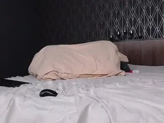 Live sex webcam photo for xMira #205830101