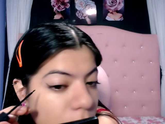 Live sex webcam photo for xMonik #273138579