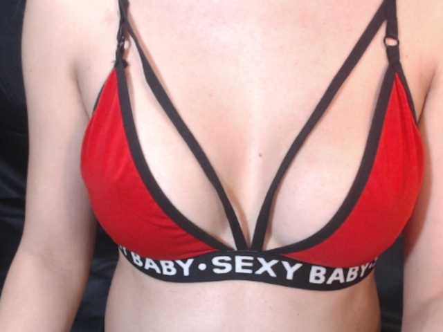 Live sex webcam photo for xNastyBABEx #290505858