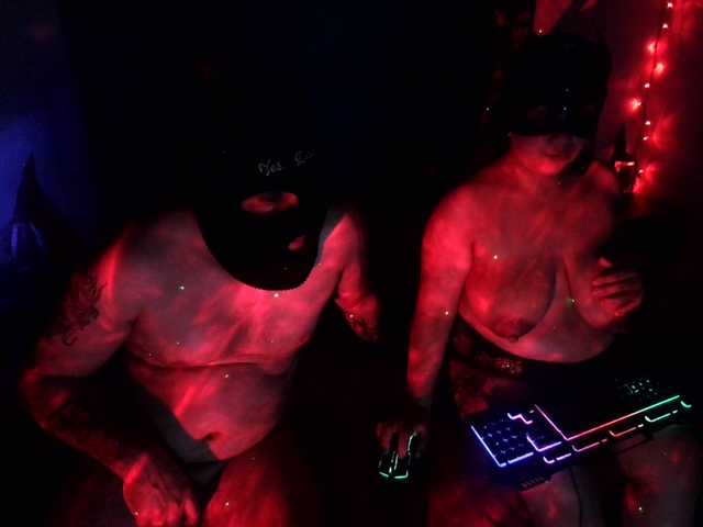 Live sex webcam photo for xXxEnMasCaraDosxXx #290969745