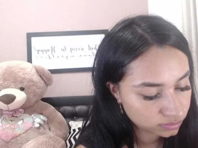 Live sex webcam photo for XcandyAleja #274367501