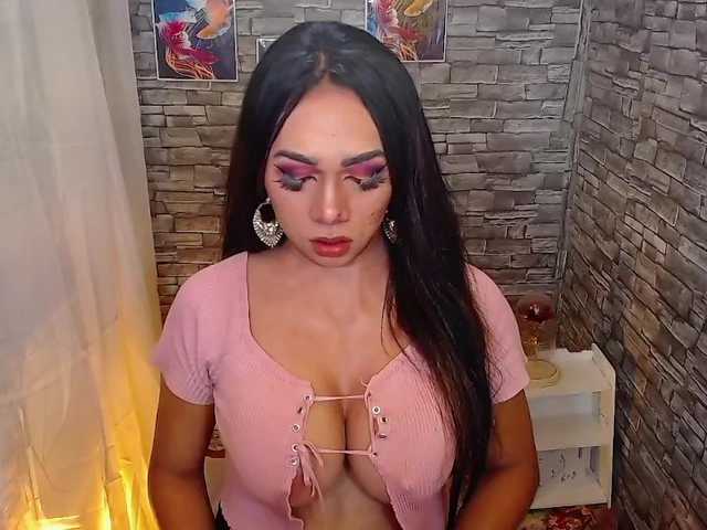 Live sex webcam photo for xcindyx #276239756