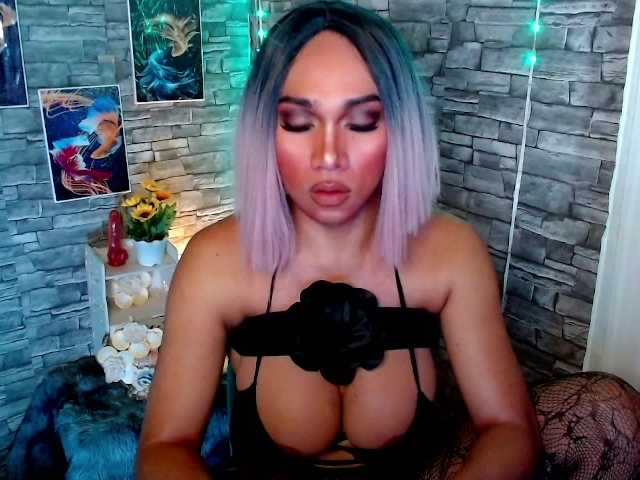 Live sex webcam photo for xcindyx #278247636