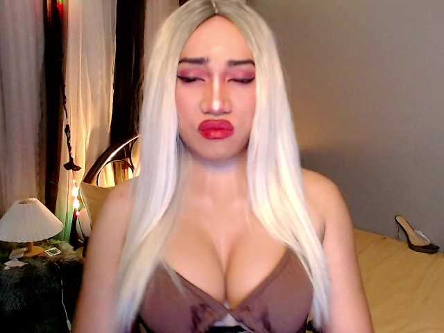 Live sex webcam photo for xcindyx #290746760