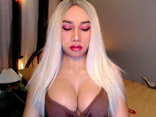 Live sex webcam photo for xcindyx #290775690