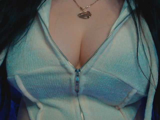 Live sex webcam photo for xcrystalxx #277074178