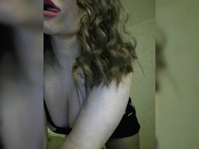 Live sex webcam photo for xdianax #277279357