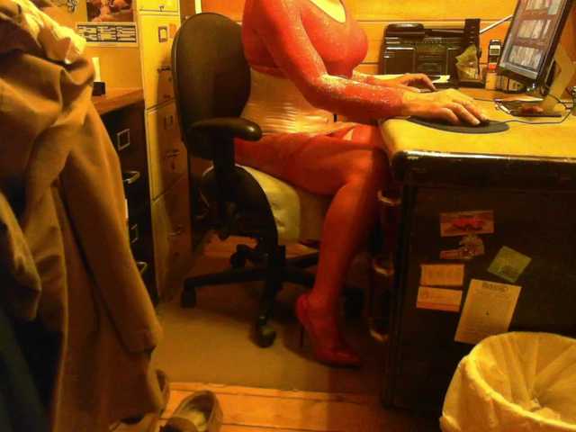 Live sex webcam photo for xdresser13953 #291834246