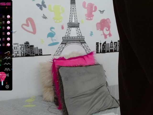 Live sex webcam photo for xemilywillis #272695364