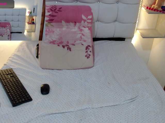 Live sex webcam photo for xfrozen69x #272641161