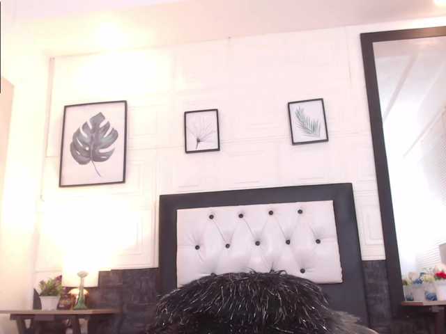 Live sex webcam photo for ximenaxlove #271914562