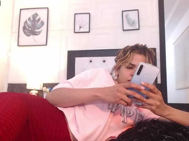 Live sex webcam photo for ximenaxlove #273455263