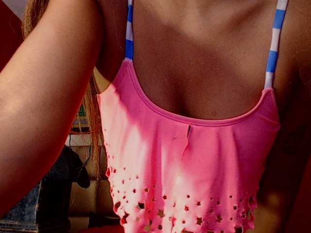 Live sex webcam photo for xiur-lenia #275565718