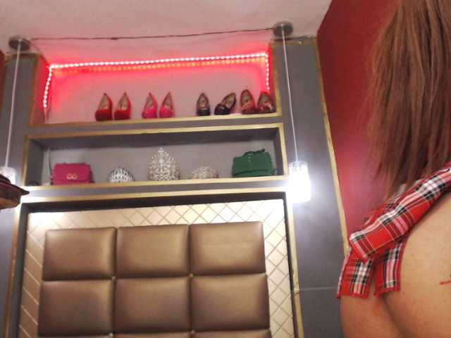 Live sex webcam photo for xiur-lenia #275756008