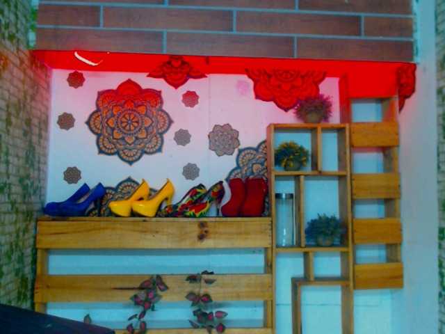 Live sex webcam photo for xiur-lenia #275986270