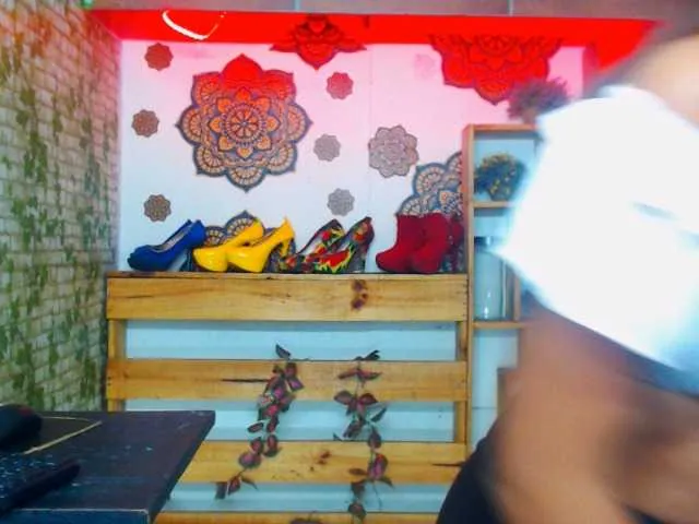 Live sex webcam photo for xiur-lenia #276061346