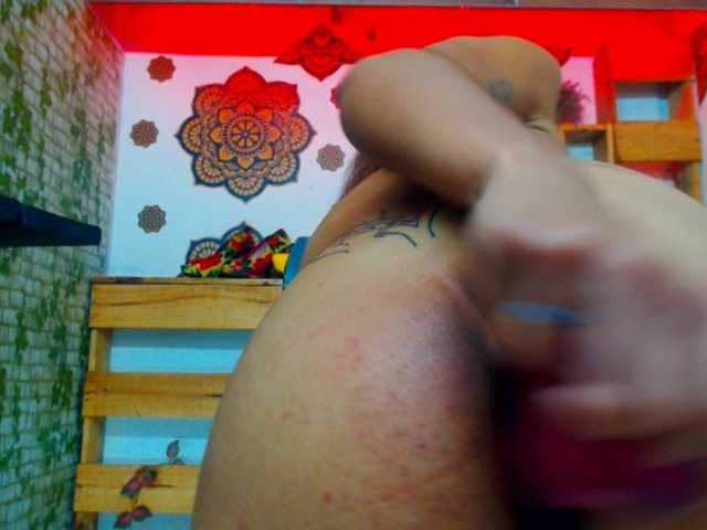 Live sex webcam photo for xiur-lenia #276093132
