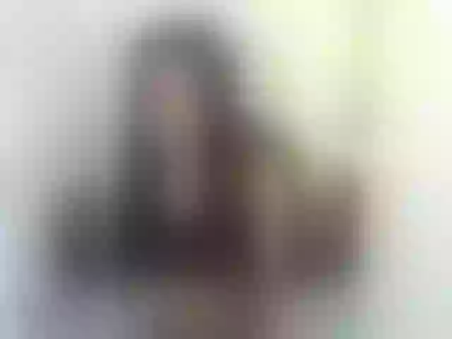 Live sex webcam photo for xqueenyunis #277161596