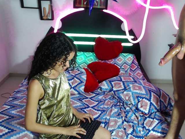 Live sex webcam photo for xroomanticxx #271811169