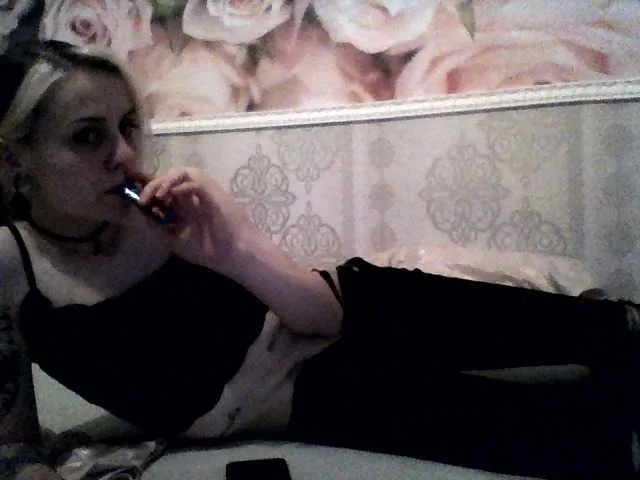 Live sex webcam photo for xsmallVivienn #272756961