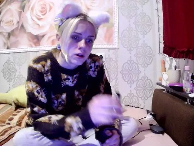 Live sex webcam photo for xsmallVivienn #273410201