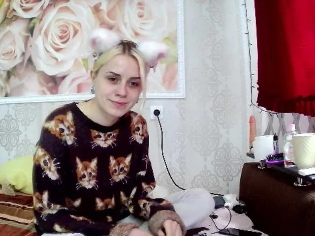 Live sex webcam photo for xsmallVivienn #273417765