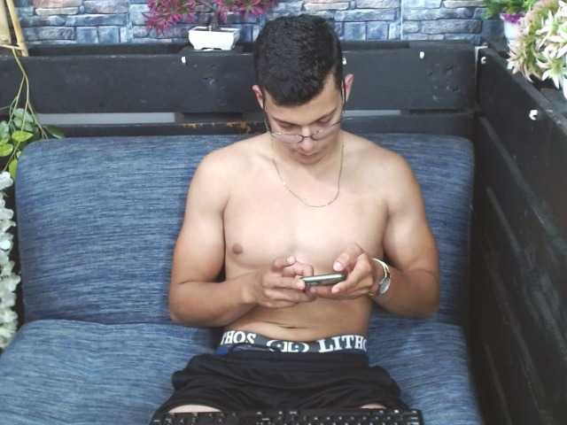 Live sex webcam photo for xtremexl #275658722