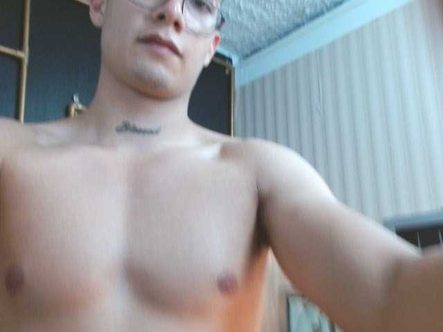 Live sex webcam photo for xtremexl #276201071