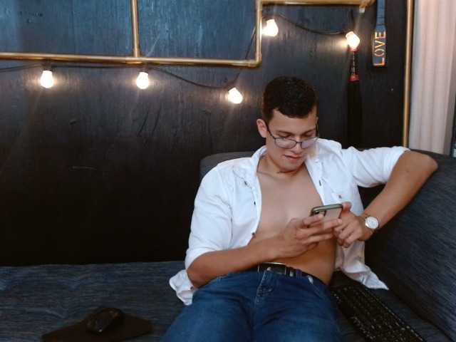 Live sex webcam photo for xtremexl #276207617