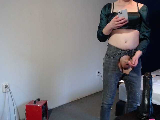 Live sex webcam photo for xx19hornyxx #277387708