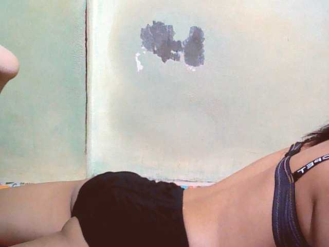 Live sex webcam photo for xxBlackcherry #275919909