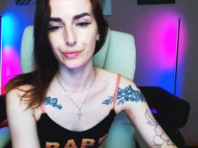 Live sex webcam photo for xxadrihanna #275480572