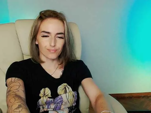 Live sex webcam photo for xxadrihanna #275788943