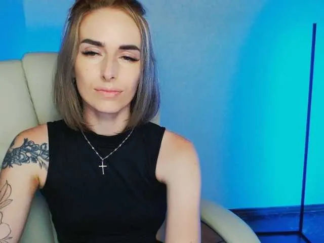 Live sex webcam photo for xxadrihanna #275952321