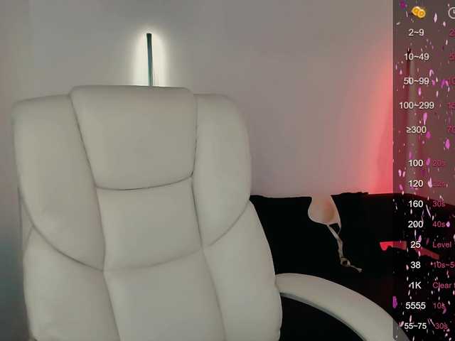 Live sex webcam photo for xxadrihanna #276109308