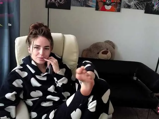 Live sex webcam photo for xxadrihanna #290684191