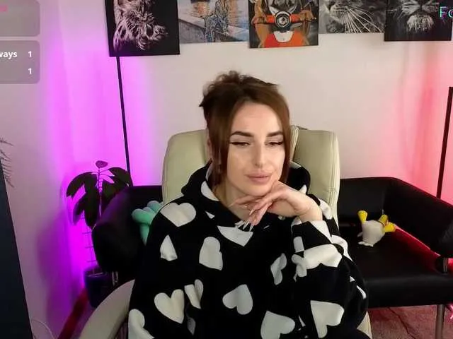 Live sex webcam photo for xxadrihanna #290704850