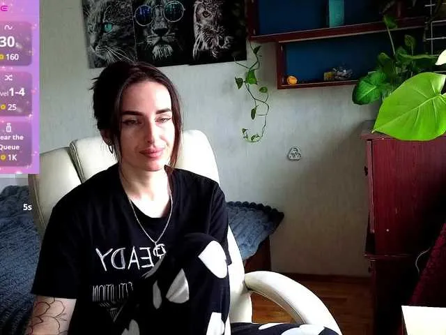 Live sex webcam photo for xxadrihanna #290811912