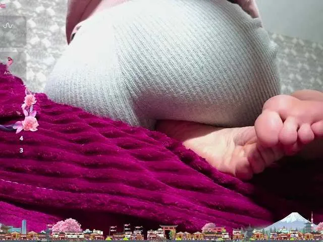 Live sex webcam photo for xxadrihanna #292109879