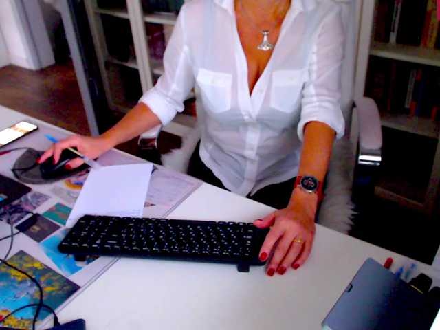 Live sex webcam photo for xxangelcatxx #290662082