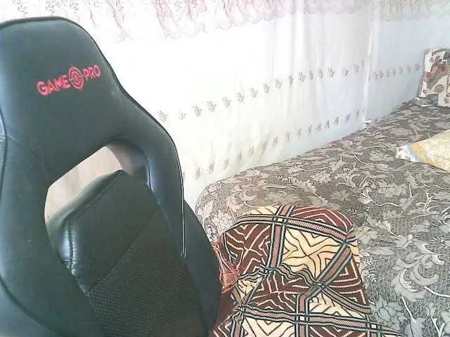 Live sex webcam photo for xxdaryaxx #275726978