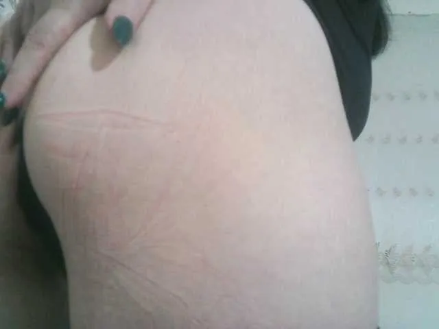 Live sex webcam photo for xxdaryaxx #277215681