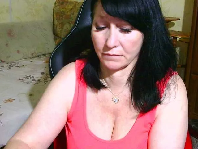 Live sex webcam photo for xxdaryaxx #290813352