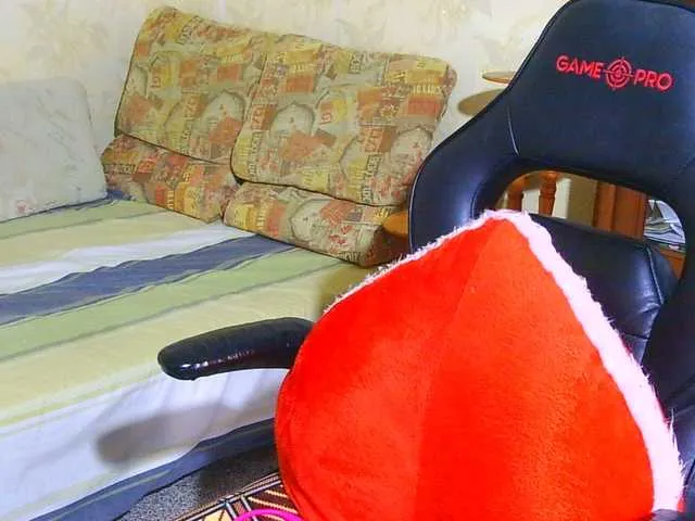 Live sex webcam photo for xxdaryaxx #290847215