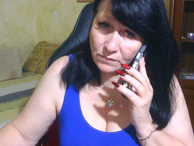 Live sex webcam photo for xxdaryaxx #290983224