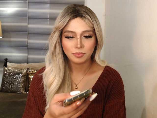 Live sex webcam photo for xxdropdeadgorgeousxx #276120253