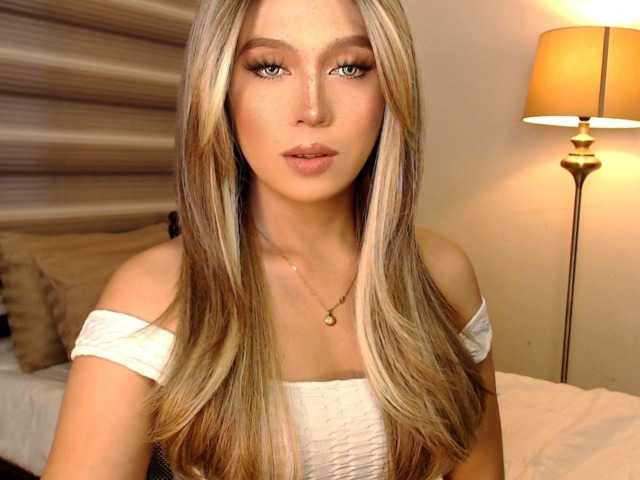 Live sex webcam photo for xxdropdeadgorgeousxx #276567985