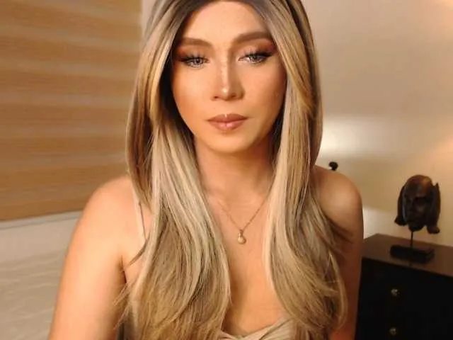 Live sex webcam photo for xxdropdeadgorgeousxx #277101945